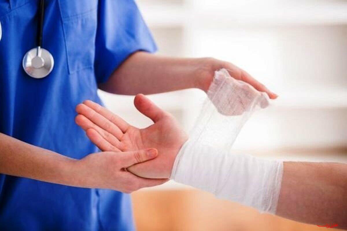  تحلیل ایران -تحویل پانسمان‌های جدید برای هزار بیمار پروانه‌ای