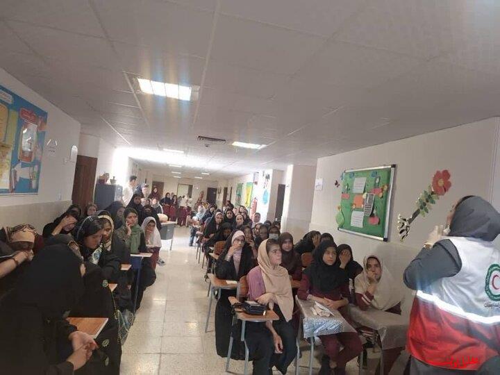 تحلیل ایران -هلال احمر کرمان کمک های اولیه را به ۳۴۰۰ نفر آموزش داد