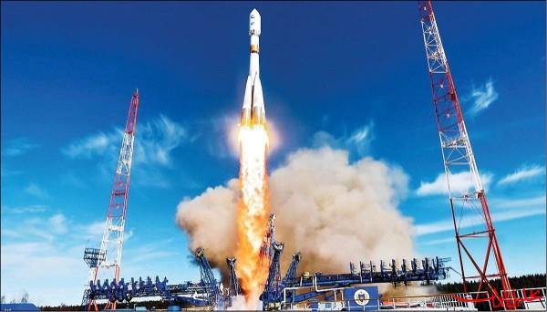  تحلیل ایران -شمارش معکوس برای آغاز مأموریت ۳ ماهواره ایرانی