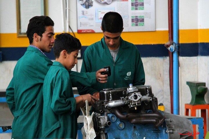  تحلیل ایران -زمان ثبت‌نام در پذیرش بدون آزمون کاردانی فنی حرفه‌ای ۱۴۰۴ اعلام شد