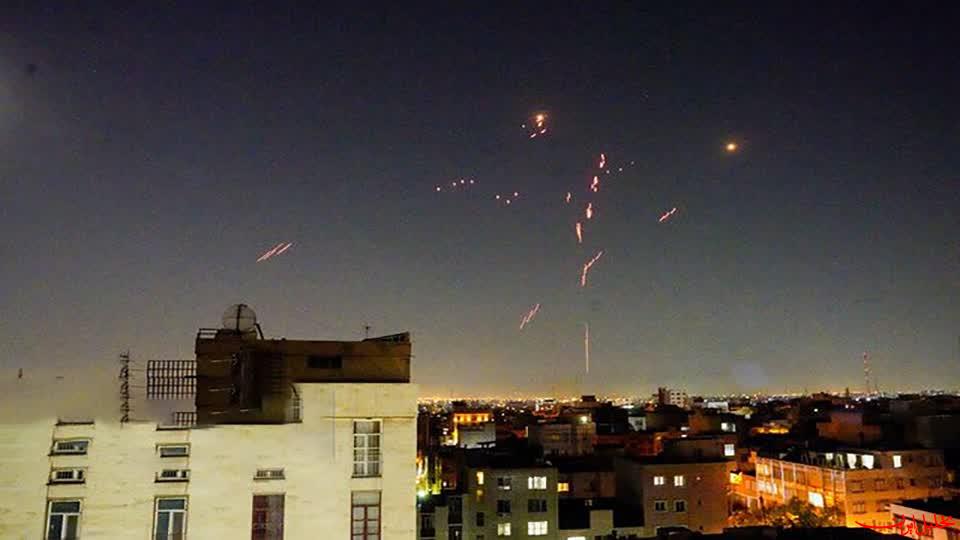  تحلیل ایران -فعال شدن چندین باره پدافند در تهران برای مقابله با ریزپرنده‌ها
