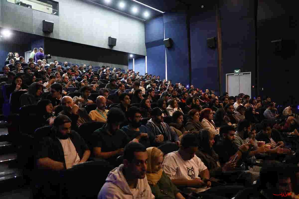  تحلیل ایران -استقبال خانواده‌ها از طرح سینمای رایگان در روز جمعیت