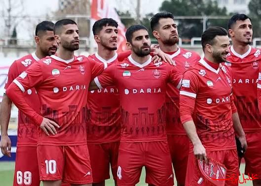  تحلیل ایران -اصرار سپاهان برای جذب مدافع پرسپولیس در فاصله ۷۲‌ ساعت تا شروع لیگ